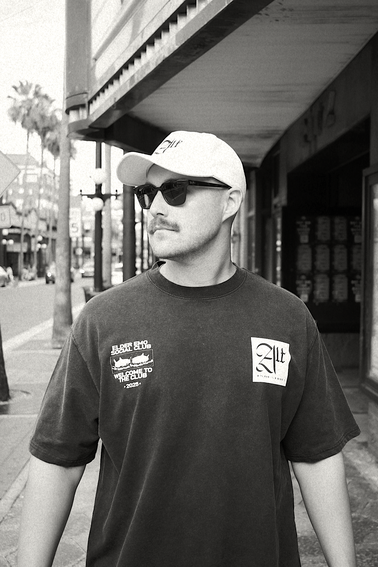 ELDER EMO SOCIAL CLUB CONCERT "PREMIUM" TEE