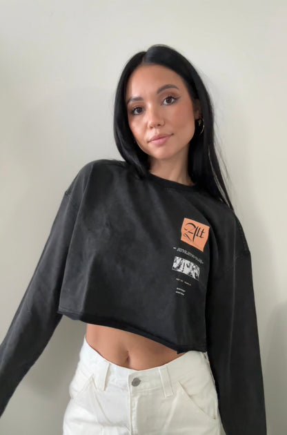 ATHLETIC CLUB WOMEN'S LONG SLEEVE "PREMIUM" CROP TOP